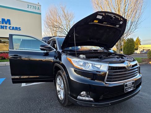 Used 2015 Toyota Highlander Limited Platinum image 25
