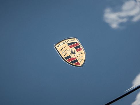 Used 2025 Porsche Taycan 4 Cross Turismo image 17