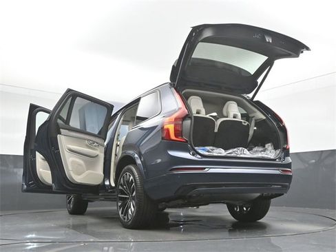 New 2026 Volvo XC90 B6 Ultra w/ Protection Package Premier image 56