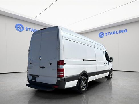 Used 2017 Freightliner Sprinter 2500 image 9