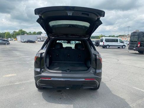 Used 2025 Chevrolet Equinox RS w/ Safety and Technology Package FWD image 9