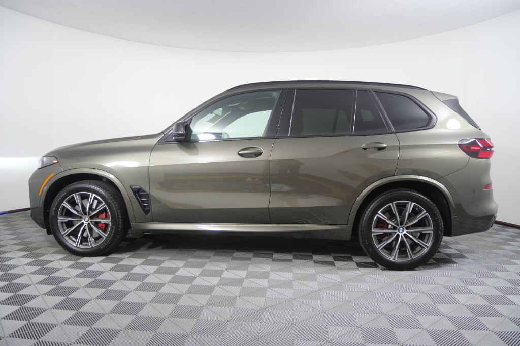 Certified 2026 BMW X5 M60i w/ Parking Assistance Package AWD/4WD image 7
