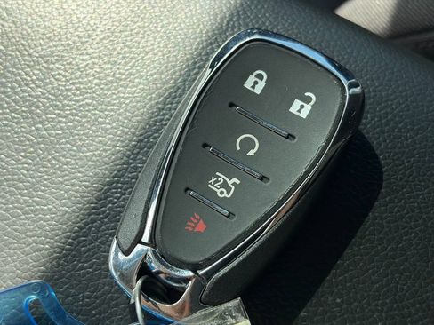 Used 2024 Chevrolet Malibu RS w/ LPO, Floor Liner Package FWD image 33