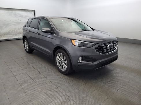 Used 2024 Ford Edge Titanium image 13