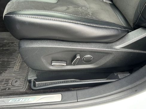 Used 2018 Ford Edge Sport w/ Equipment Group 401A image 29