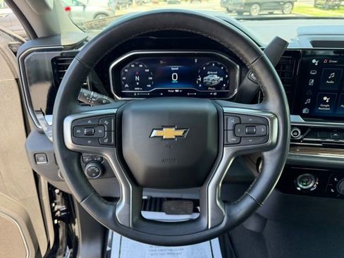 Certified 2023 Chevrolet Silverado 1500 LT AWD/4WD image 24