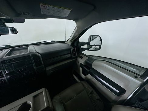 Used 2021 Ford F250 XL w/ Power Equipment Group image 11