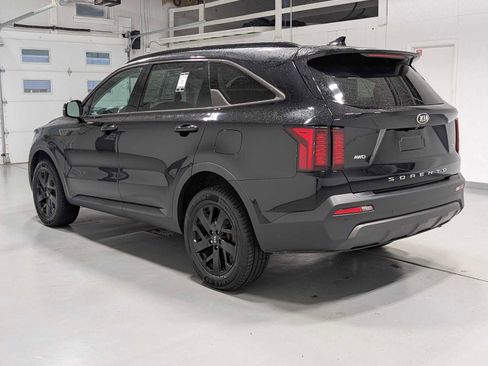 Used 2021 Kia Sorento S w/ Panoramic Sunroof Package AWD/4WD image 10