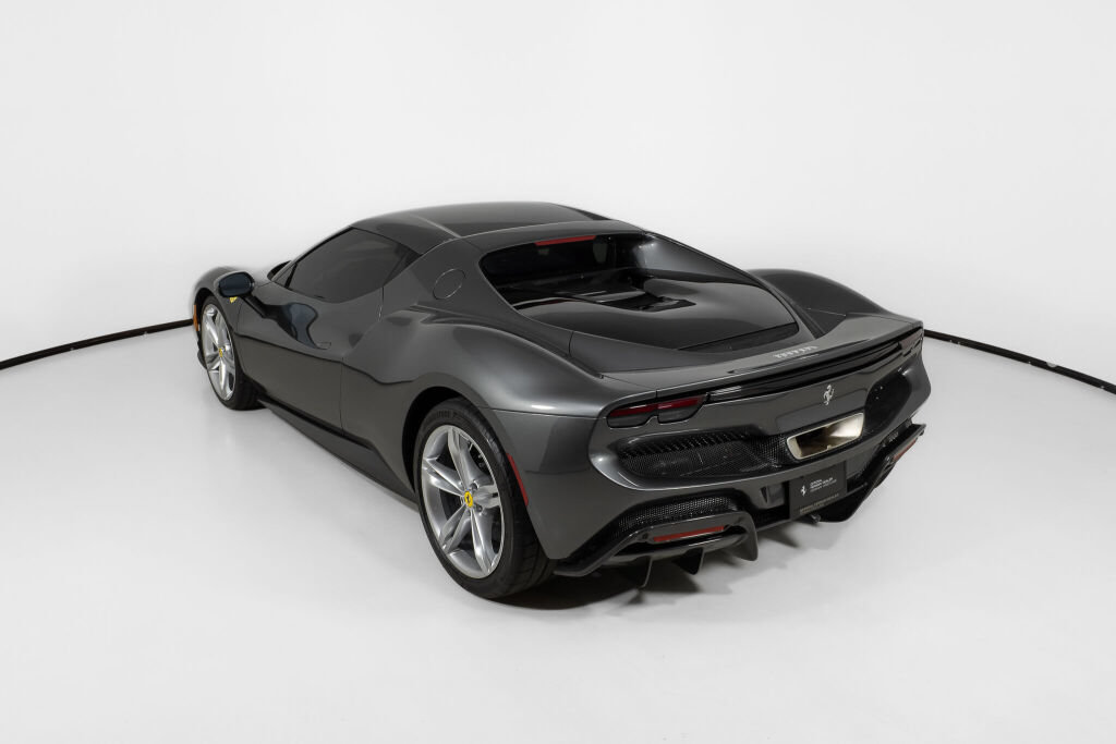 Used 2024 Ferrari 296 GTB RWD image 5