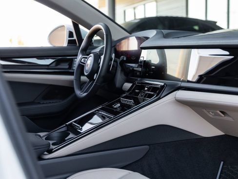 Certified 2026 Porsche Panamera 4 AWD/4WD image 47