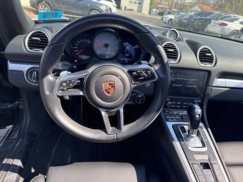 Used 2017 Porsche 718 Boxster S image 12