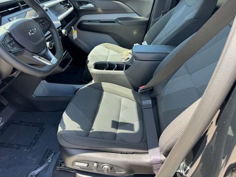 New 2027 Chevrolet Bolt LT w/ Comfort Package FWD image 13