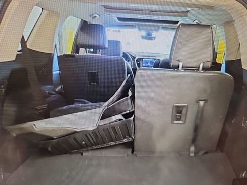 Used 2021 GMC Acadia Denali w/ Denali Ultimate Package image 15