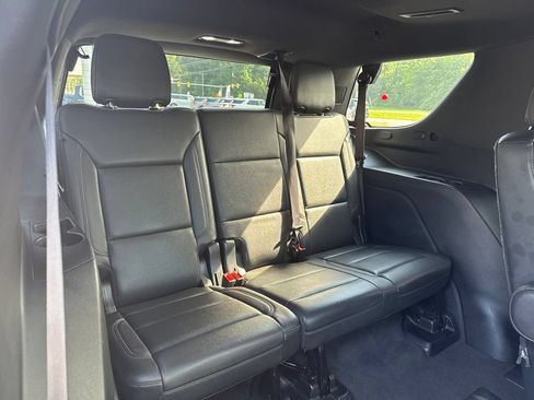 Used 2021 Chevrolet Tahoe Z71 w/ Rear Media and Nav Package AWD/4WD image 12
