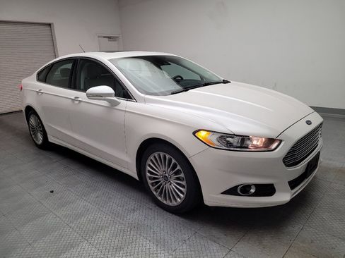 Used 2016 Ford Fusion Titanium FWD image 13
