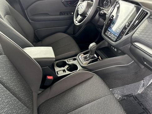 Certified 2025 Subaru Forester Premium AWD/4WD image 19