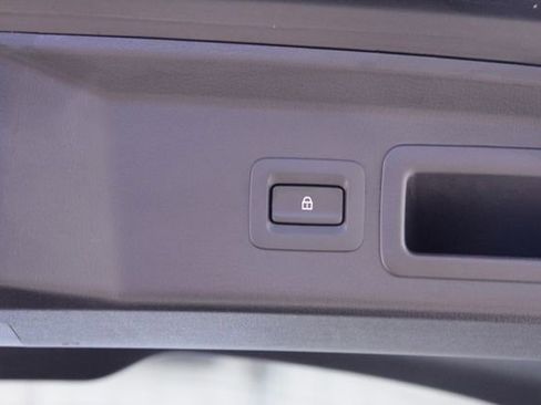 Used 2023 MAZDA CX-30 AWD 2.5 S w/ Preferred Package image 21