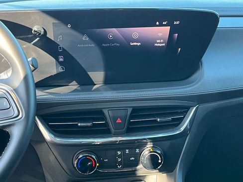Used 2025 Buick Encore GX Preferred image 21