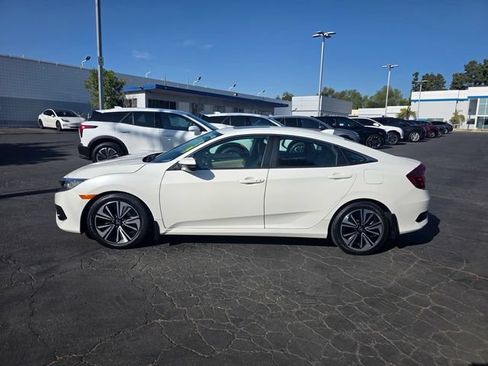 Used 2016 Honda Civic EX-L image 4