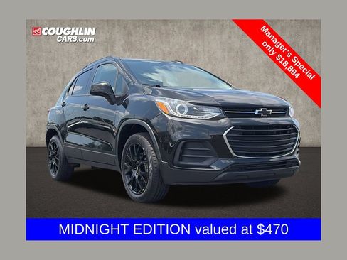 Used 2022 Chevrolet Trax LT w/ Midnight Edition AWD/4WD image 1
