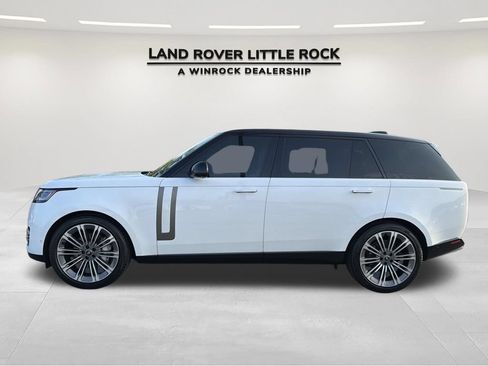 Used 2024 Land Rover Range Rover Long Wheelbase SE AWD/4WD image 6