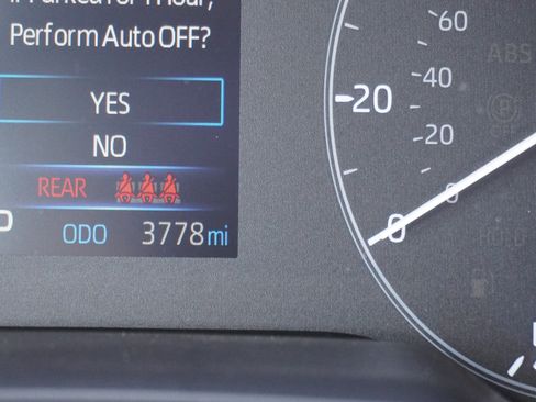 Used 2025 Toyota Corolla SE AWD/4WD image 23