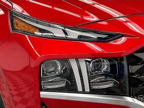 Used 2023 Hyundai Santa Fe Calligraphy image 32