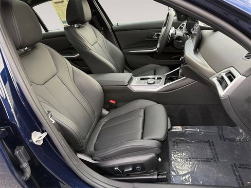 Certified 2025 BMW 330i xDrive Sedan w/ M Sport Package image 15