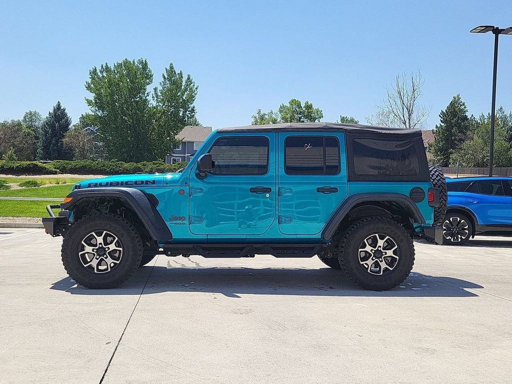 Used 2020 Jeep Wrangler Unlimited Rubicon w/ Cold Weather Group AWD/4WD image 5