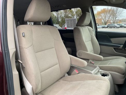 Used 2012 Honda Odyssey EX image 38