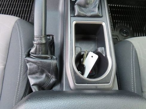 Certified 2021 Toyota Tacoma TRD Off-Road w/ Technology Package image 25