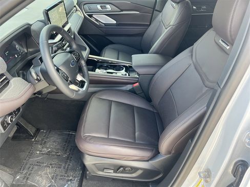 New 2026 Ford Explorer Platinum image 20