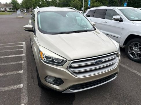 Used 2017 Ford Escape Titanium AWD/4WD image 17