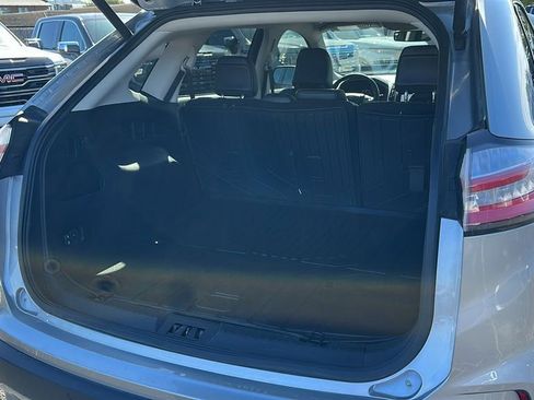 Used 2024 Ford Edge Titanium image 16
