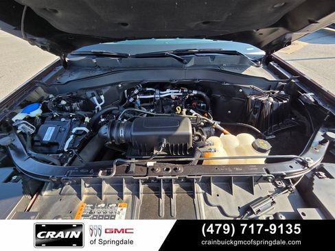 Used 2023 Ford Explorer XLT w/ Equipment Group 202A AWD/4WD image 33
