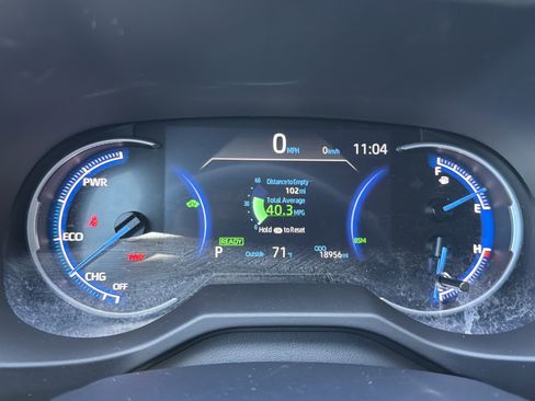 Used 2024 Toyota RAV4 XSE w/ Weather Package AWD/4WD image 31