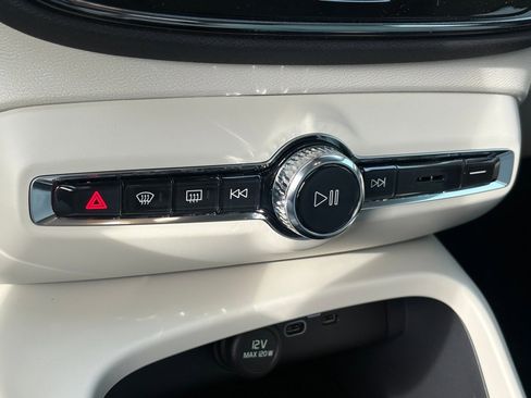 New 2026 Volvo XC40 B5 Plus w/ Protection Package Premier image 14