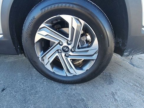 Used 2021 Hyundai Santa Fe SEL w/ Convenience + Premium Package image 16