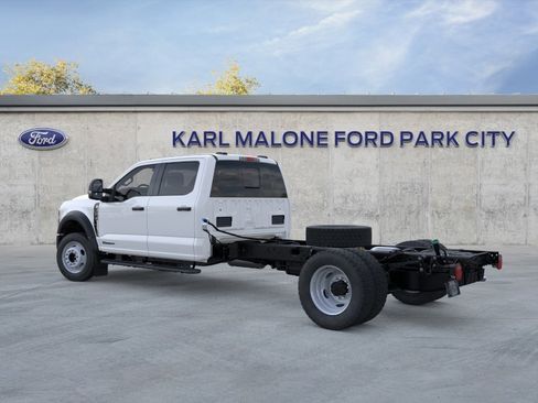 New 2026 Ford F550 4x4 Crew Cab image 4