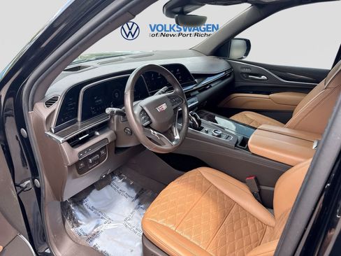 Used 2021 Cadillac Escalade Sport w/ Driver Assist Tech Package RWD image 10
