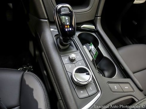 New 2025 Cadillac XT5 Premium Luxury w/ LPO, Floor Liner Package image 17