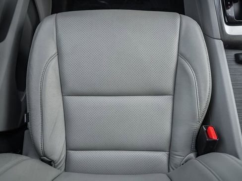 Used 2017 Honda Pilot LX image 30