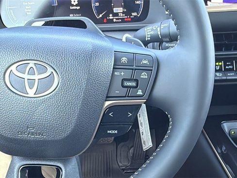 New 2026 Toyota Crown Platinum image 20