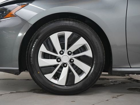 Used 2023 Nissan Altima 2.5 S image 27