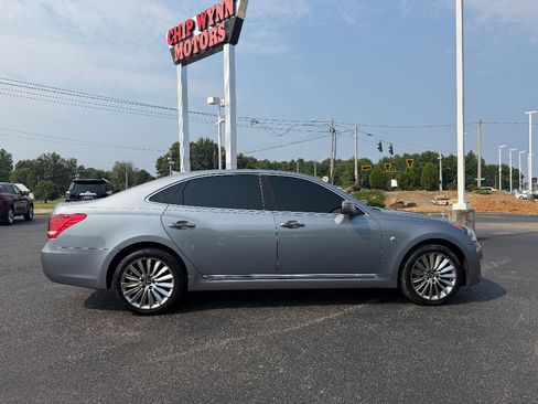 Used 2014 Hyundai Equus Signature RWD image 8