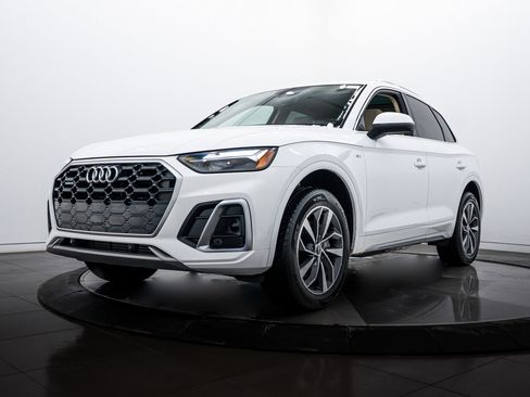 Certified 2023 Audi Q5 2.0T Premium w/ Convenience Package image 7