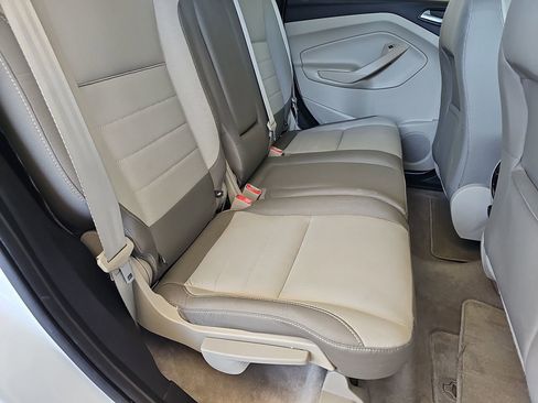Used 2014 Ford Escape SE w/ Equipment Group 201A FWD image 18