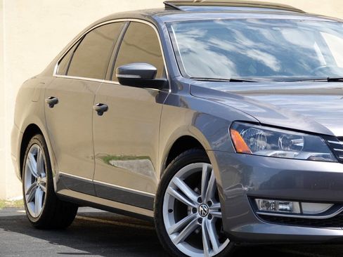 Used 2013 Volkswagen Passat TDI SEL Premium image 38