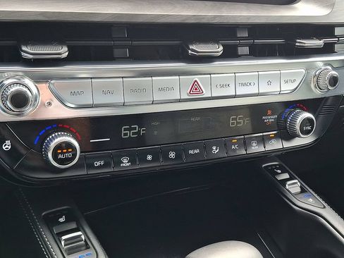 Used 2024 Kia Telluride SX X-Pro AWD/4WD image 18