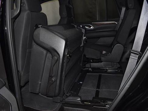 Used 2022 GMC Yukon SLE image 33